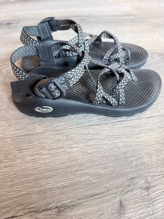 Chaco Shoes - Chaco Women's Strappy Sandals in Black and Gray